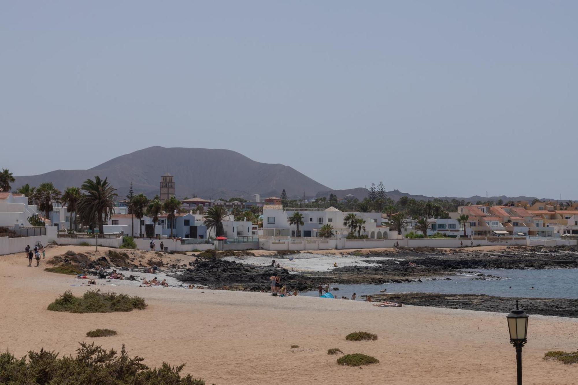 Apartment Holiday 2 Beachfront Corralejo By Holidays Home Екстериор снимка