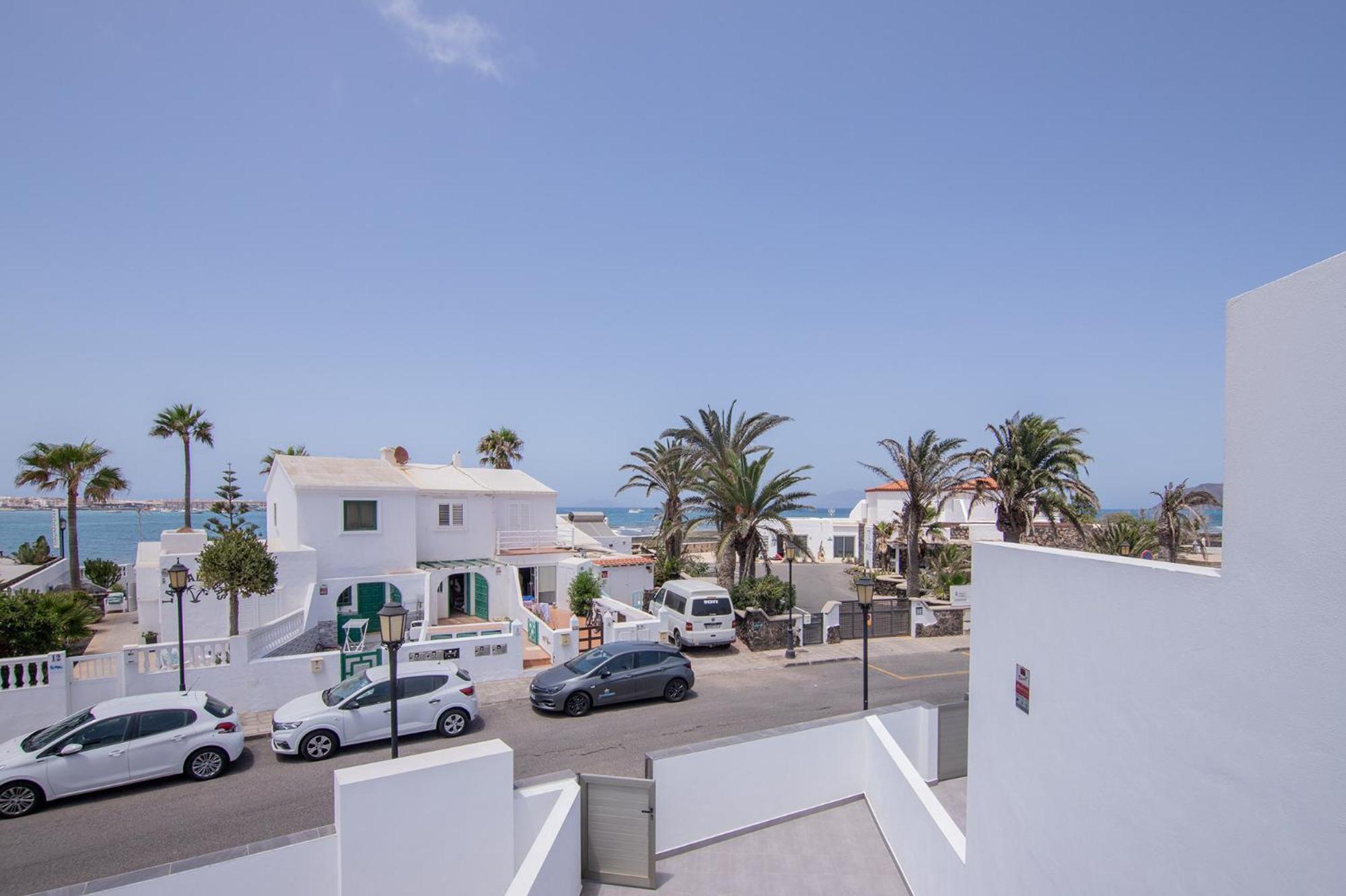 Apartment Holiday 2 Beachfront Corralejo By Holidays Home Екстериор снимка