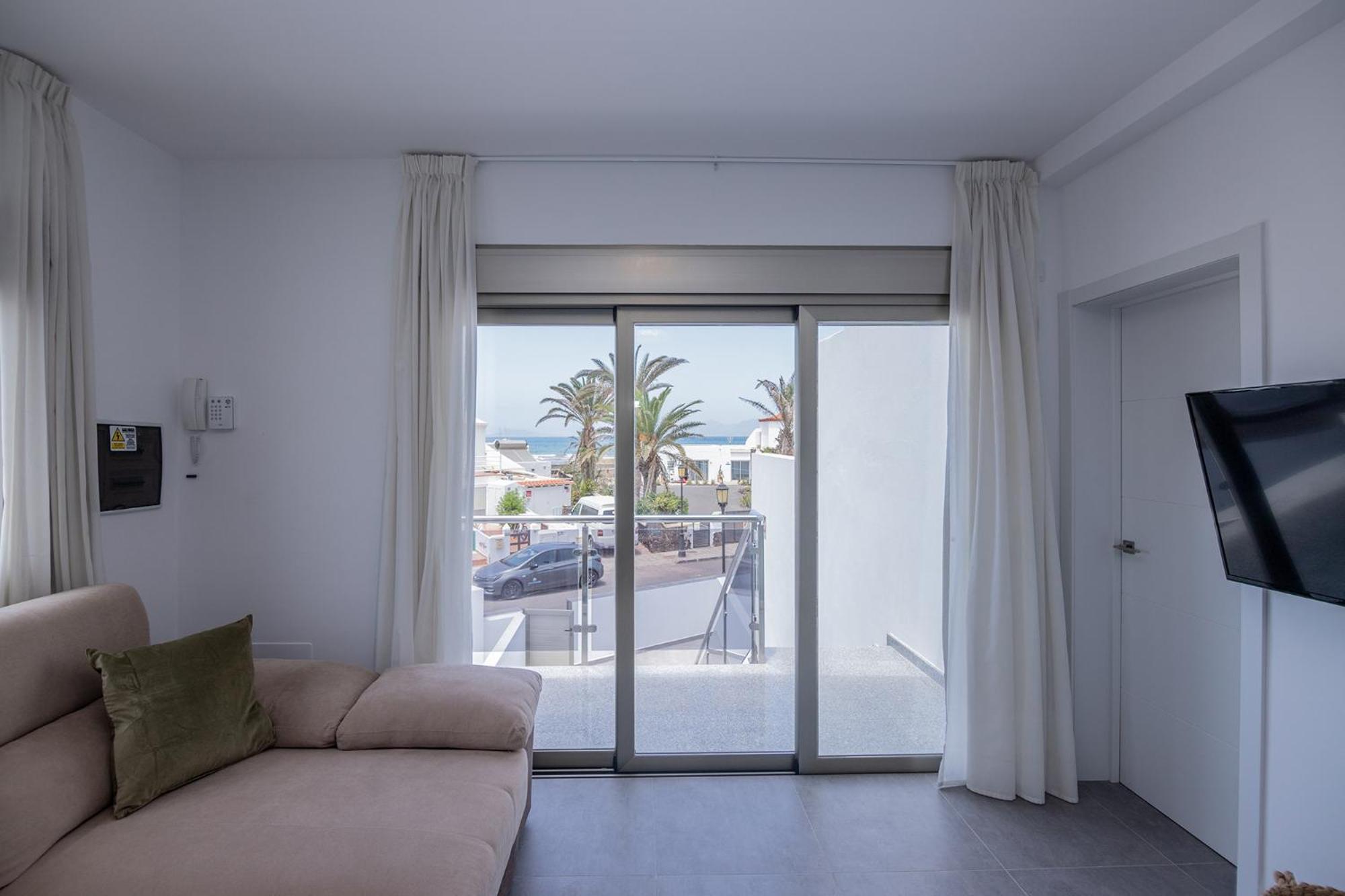 Apartment Holiday 2 Beachfront Corralejo By Holidays Home Екстериор снимка