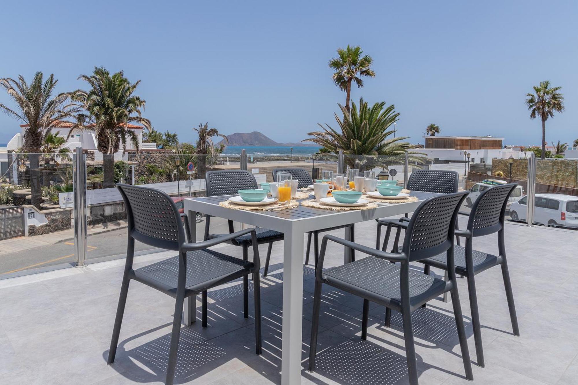 Apartment Holiday 2 Beachfront Corralejo By Holidays Home Екстериор снимка